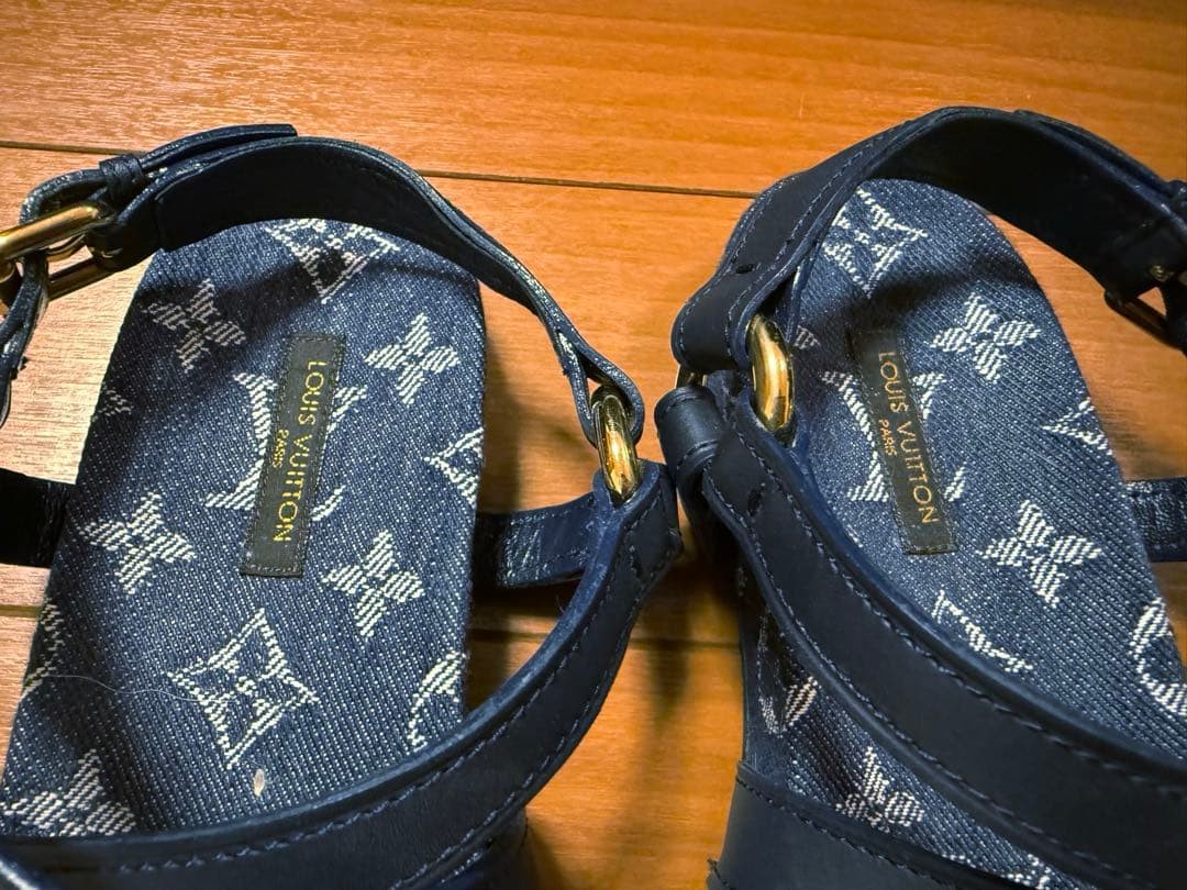 Louis Vuitton Monogram Denim Sandals Flat US 6.5 EU 36 Navy Gold Metal LV Logo