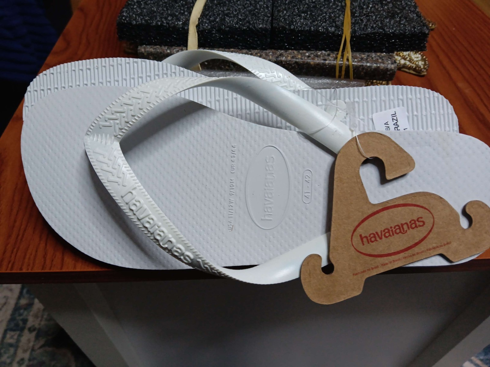 Havaianas Brazil Logo Flip Flop in Various Colors Sandal Women sizes -41/42