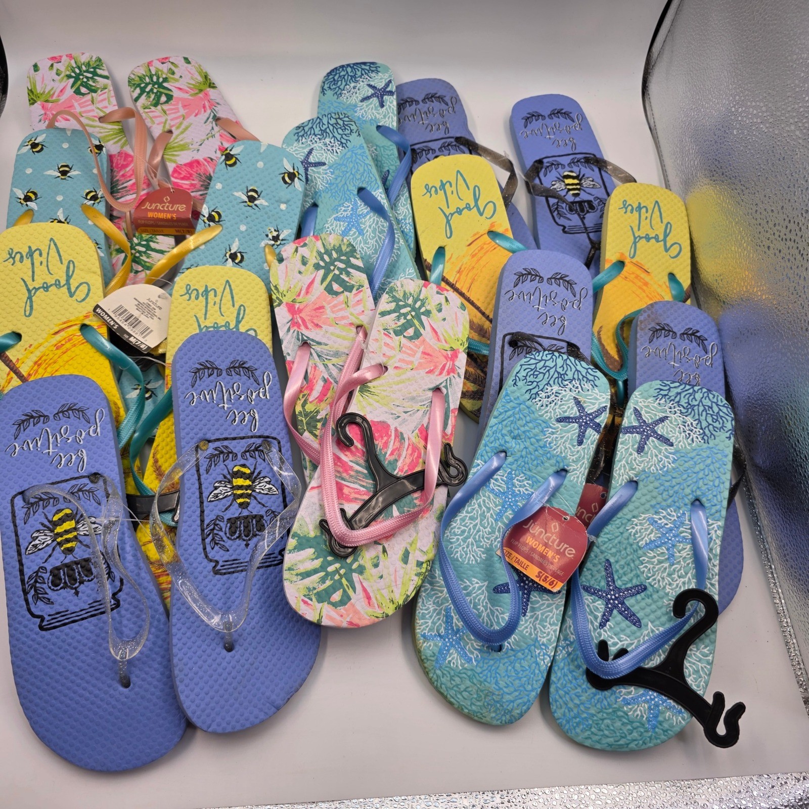 Lot of 10 Juncture Womens Flip Flops Sandals Summer Prints Bee Starfish NWT