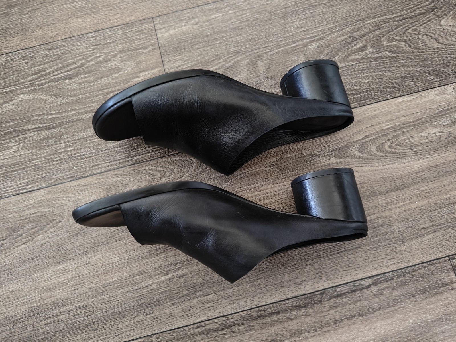 ECCO Women’s Black Leather Block Heel Mule Sandals EU 37 US 6/6.5