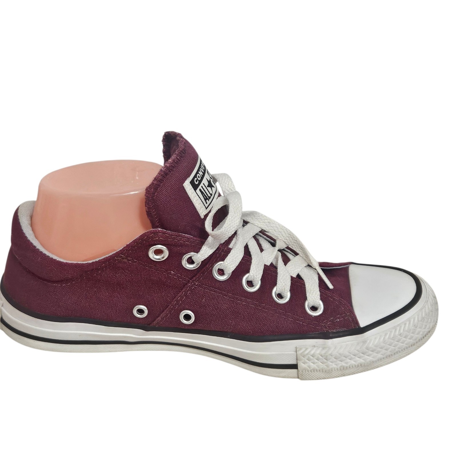 Converse Chuck Taylor All Star Low Top Maroon Women’s Size 8
