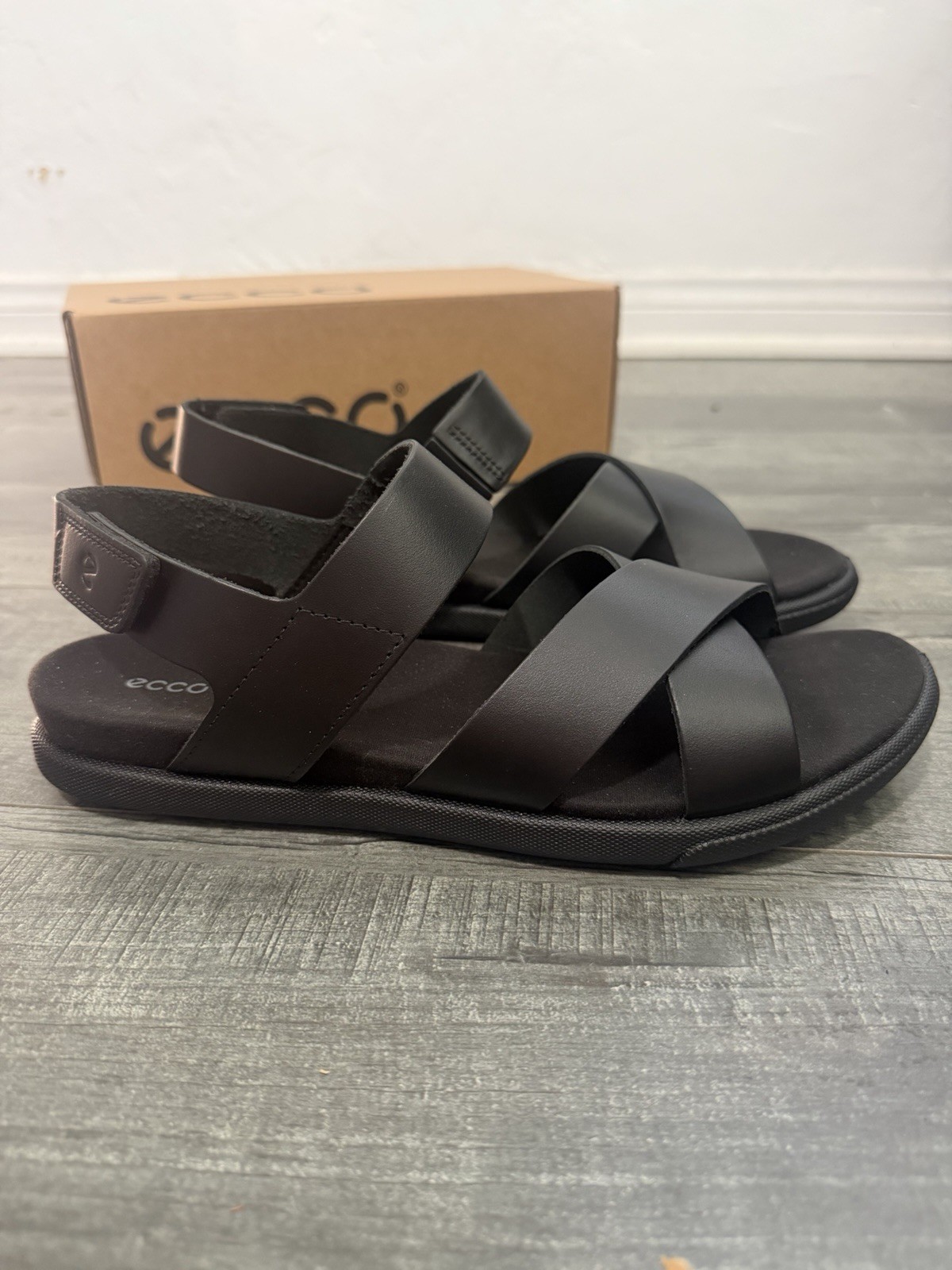 ECCO Samara NWB Black Leather Comfort Sandals Women’s US 10-10.5 EU 41