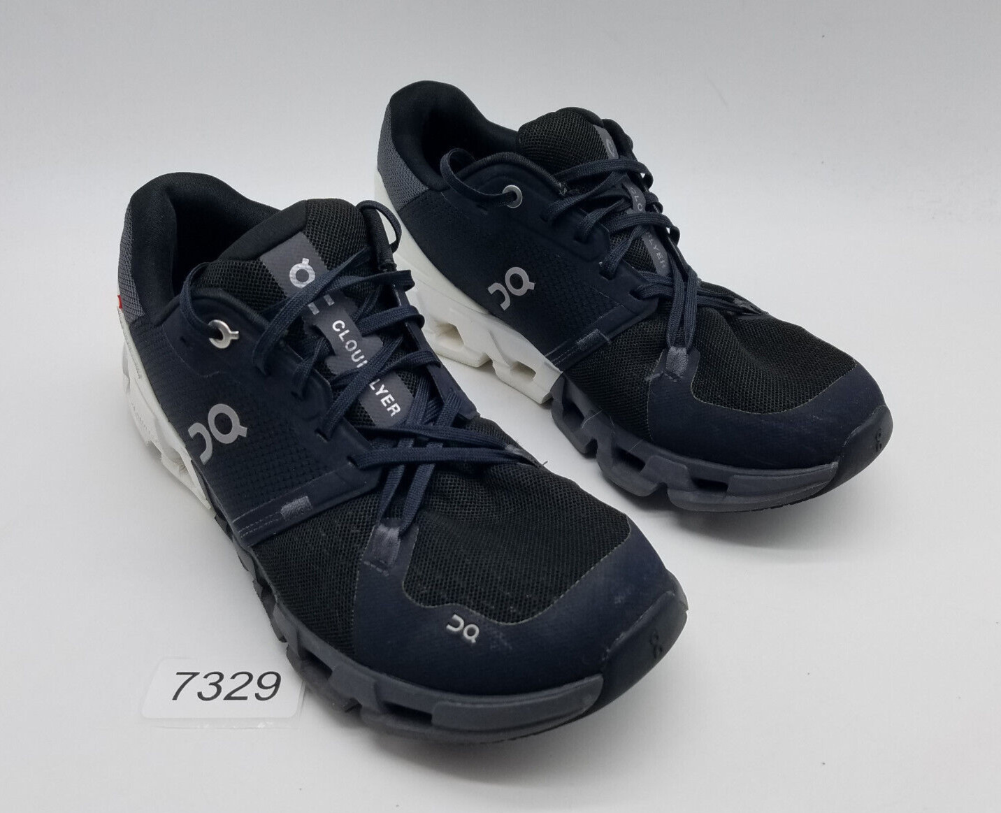 On Cloud Cloudflyer Women’s Size 9.5 Running Shoes Black *See description