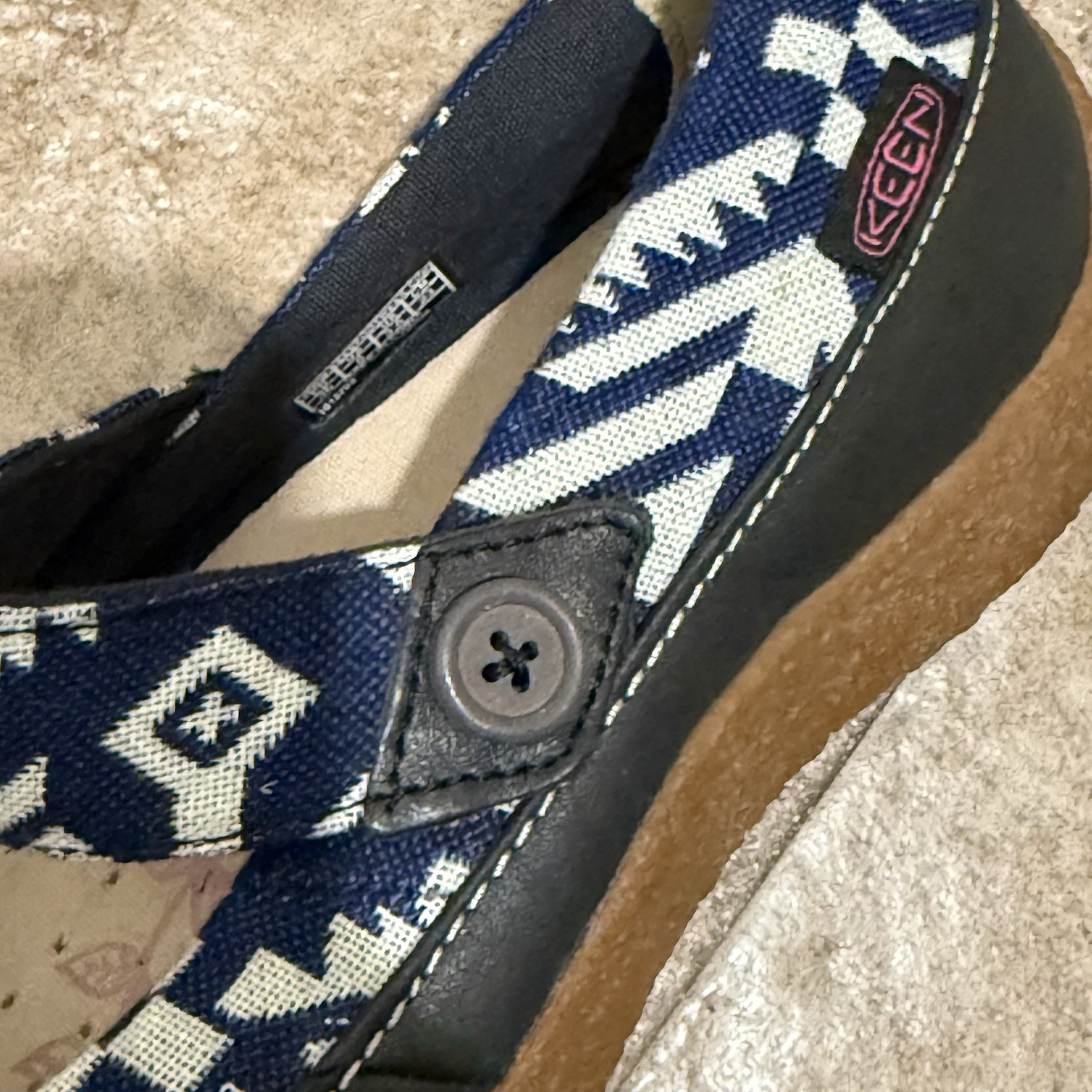 Keen Harvest MJ Shoes Slip On With A Woven Rice Bag Great Conditions