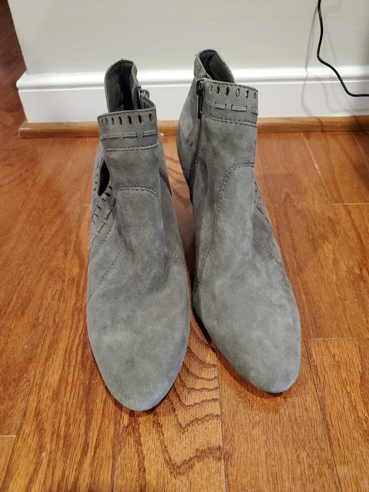 Vince Camuto | Womens Size 11M Grey Fileana Split Shaft Suede Leather Bootie