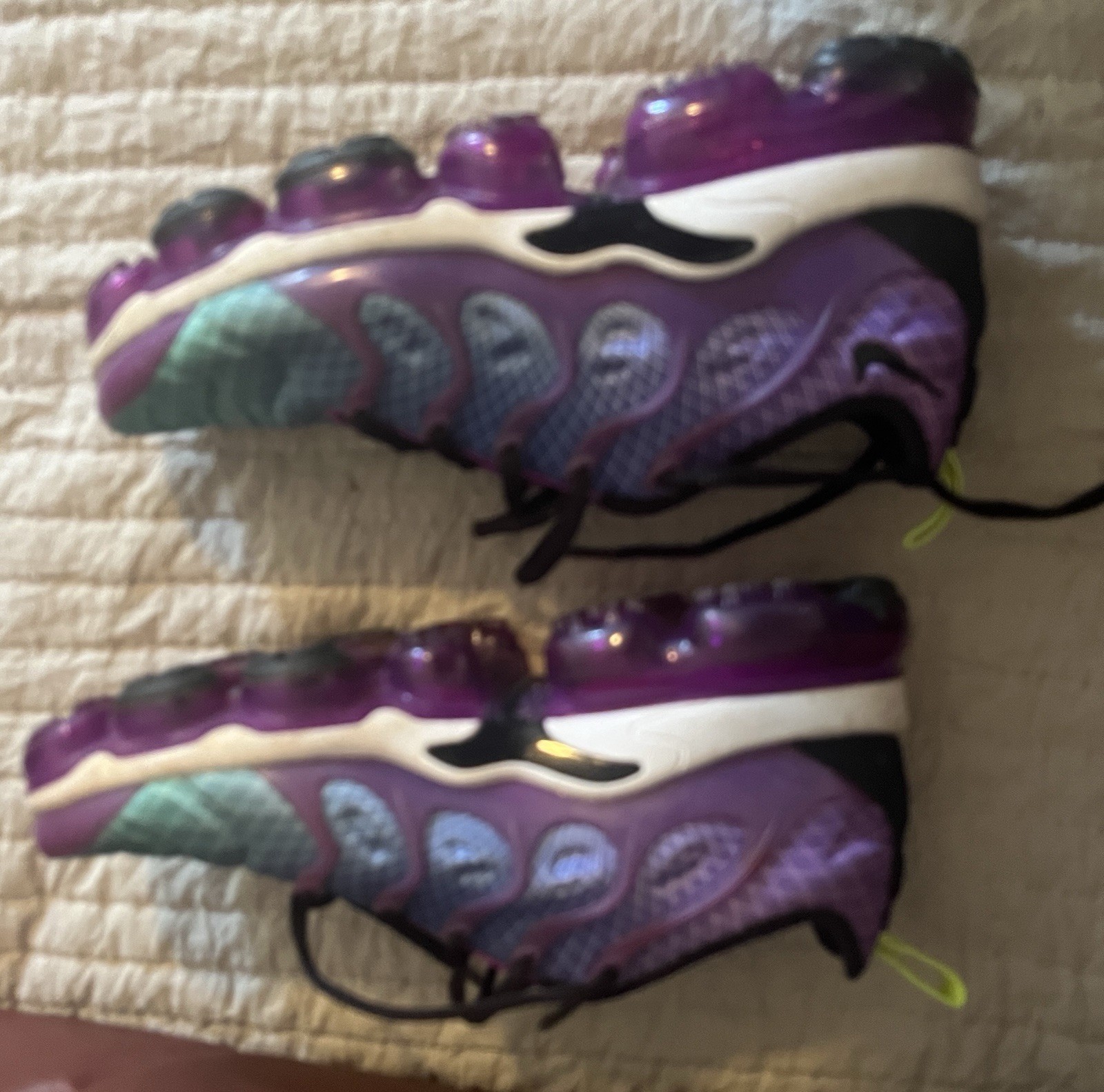Nike Air Vapormax Plus Hyper Violet Women’s Size 9 Running Shoes AO4550-900