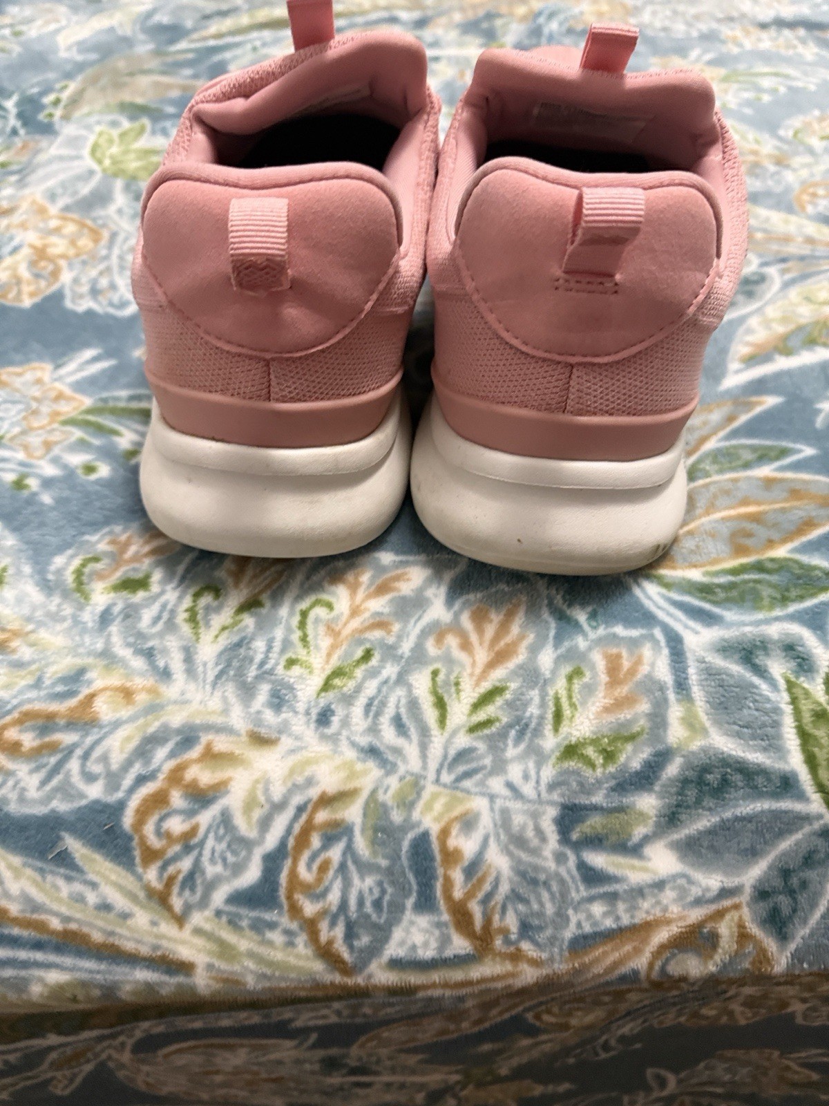 FLT Pink Knit Women’s Athletic Sneakers Lace Up Low Top Breathable Rubber Sole