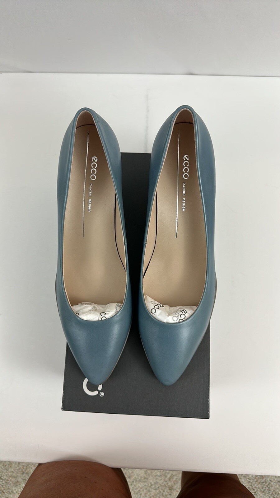 Ecco Women’s Shape 45 Sleek Pointy Pump Arona Blue Leather US 10-10.5 EU 41