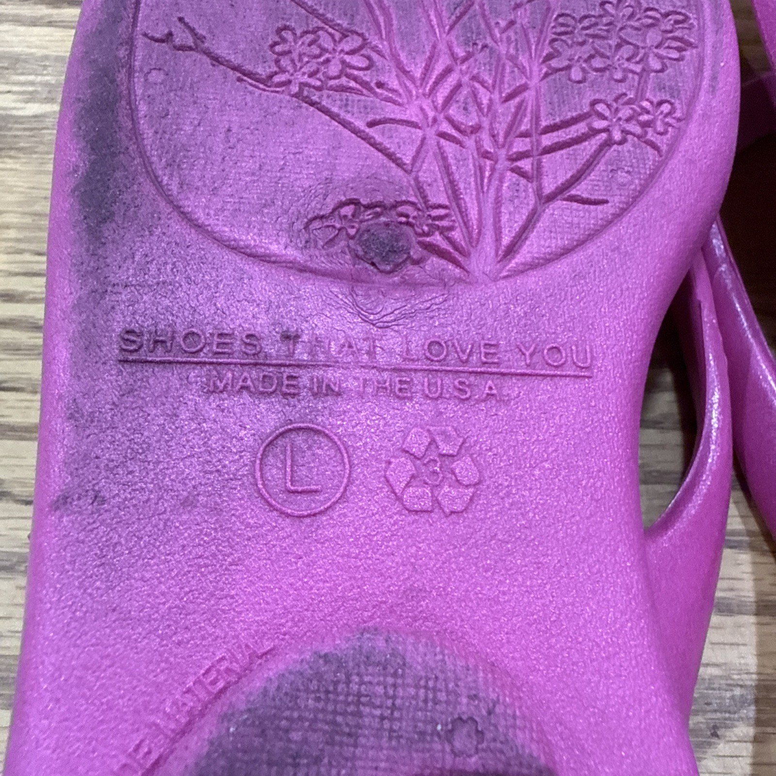 Oka B Women’s Sandals Size Large Pink Flip Flops Slip On Rubber Sole USA