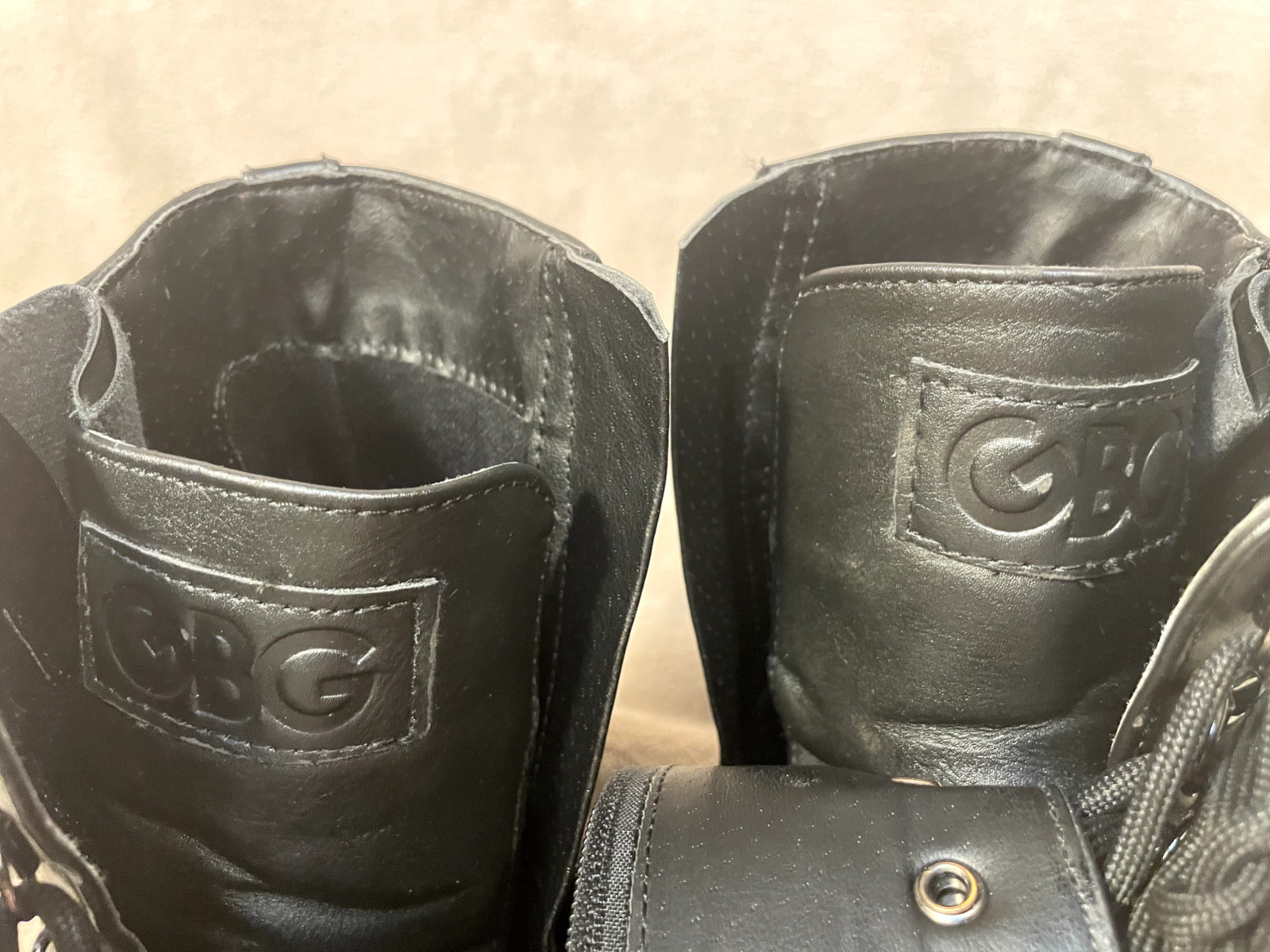GBG Los Angeles Combat-Style Ankle Black Boots Size 7.5 M Zipper Buckle Lace-Up