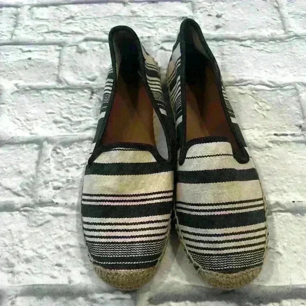 G.H Bass & Co. Women’s Striped Espadrille Flats Casual Slip On Shoes Size 9
