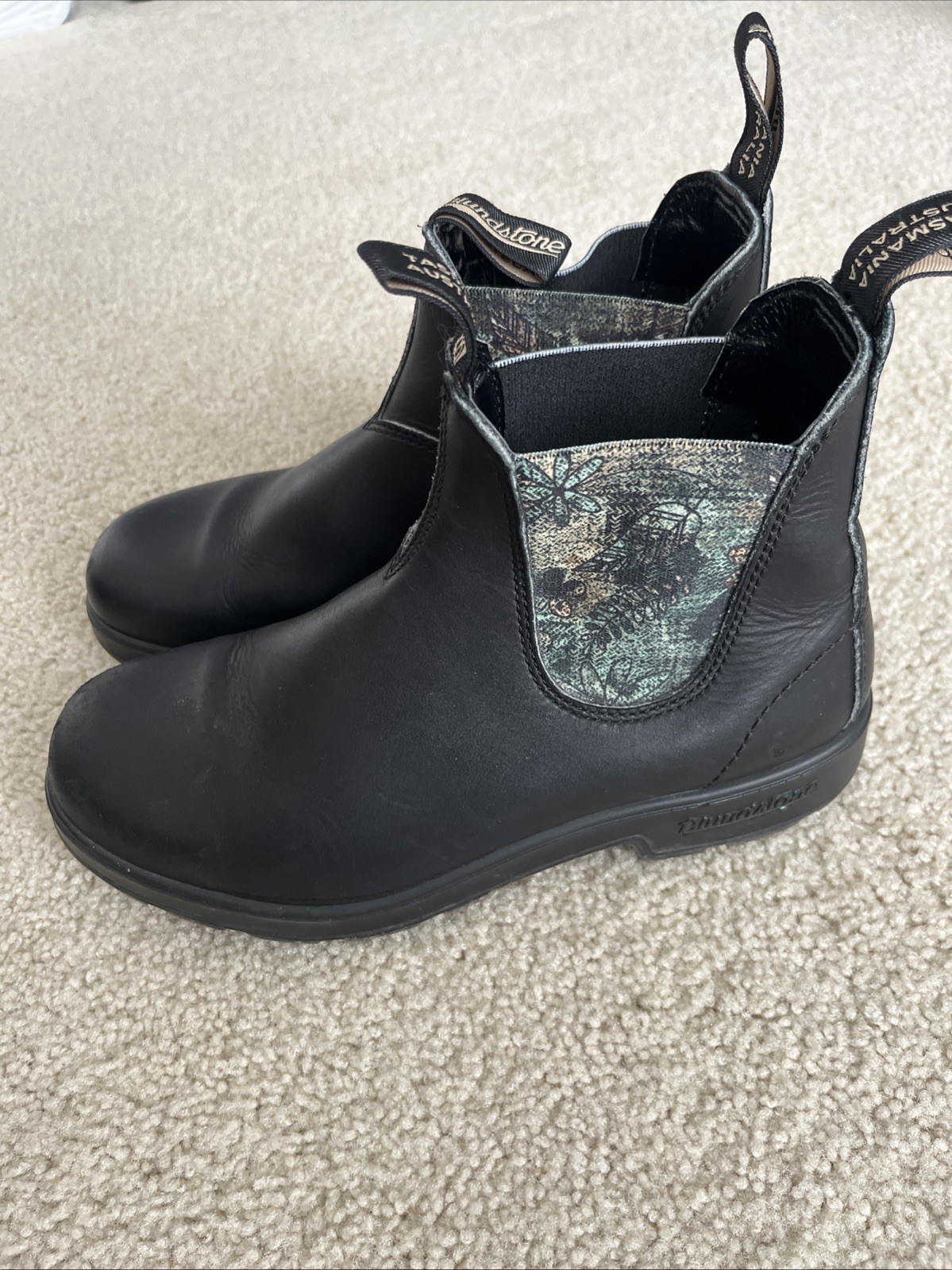 Blundstone Black Leather Chelsea Boots Floral Elastic Women’s 10.5
