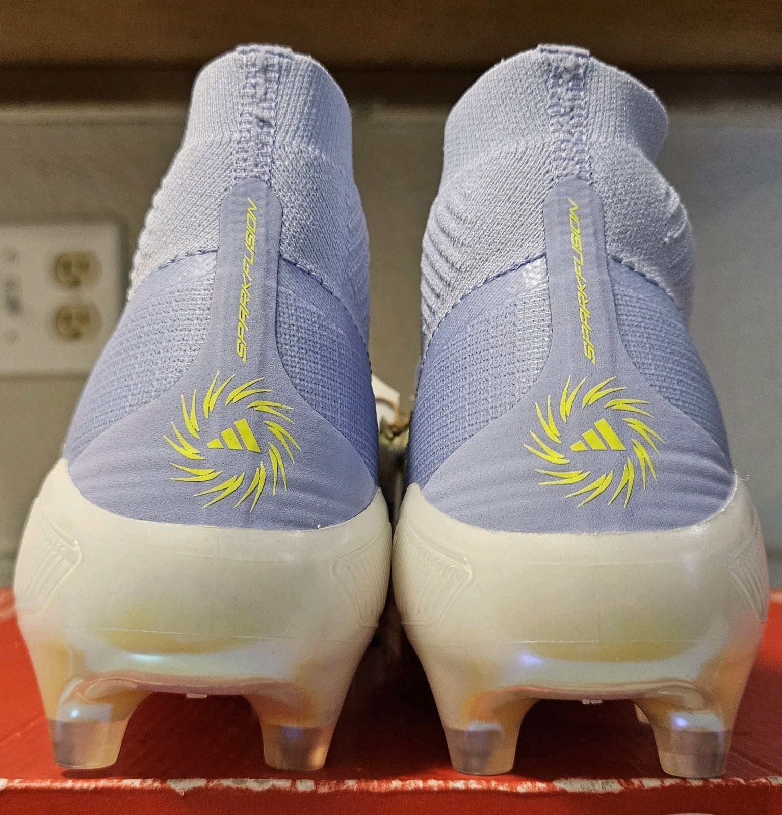 $260 Adidas F50 Sparkfusion Elite Mid FG Soccer Cleats Violet Women’s 8 / Mens 7