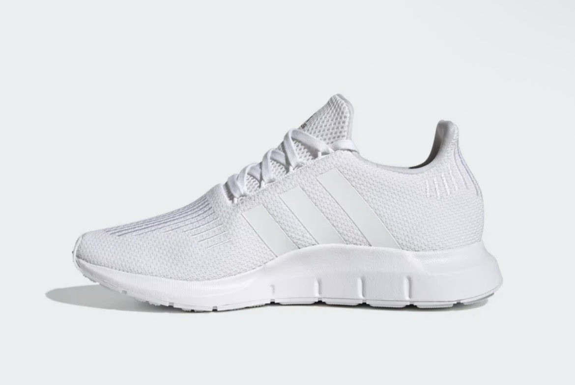 Adidas Swift Run 1.0 Women’s Casual Running Shoes Sneakers IE7480 White NEW