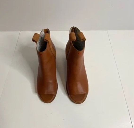 ED Ellen Degeneres Taromi Peep Toe Cognac Leather Ankle Boots Booties 7.5 New