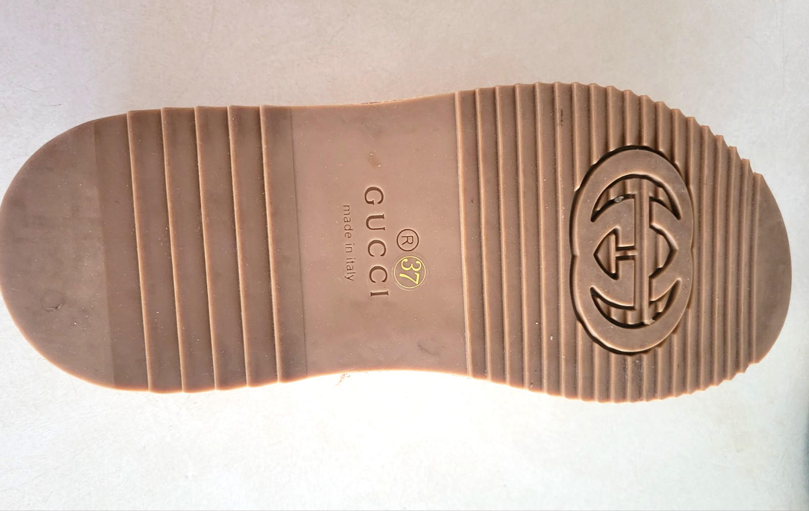 Gucci Women’s GG Monogram Logo Slide Sandals Beige/Brown/Burgundy sz 8