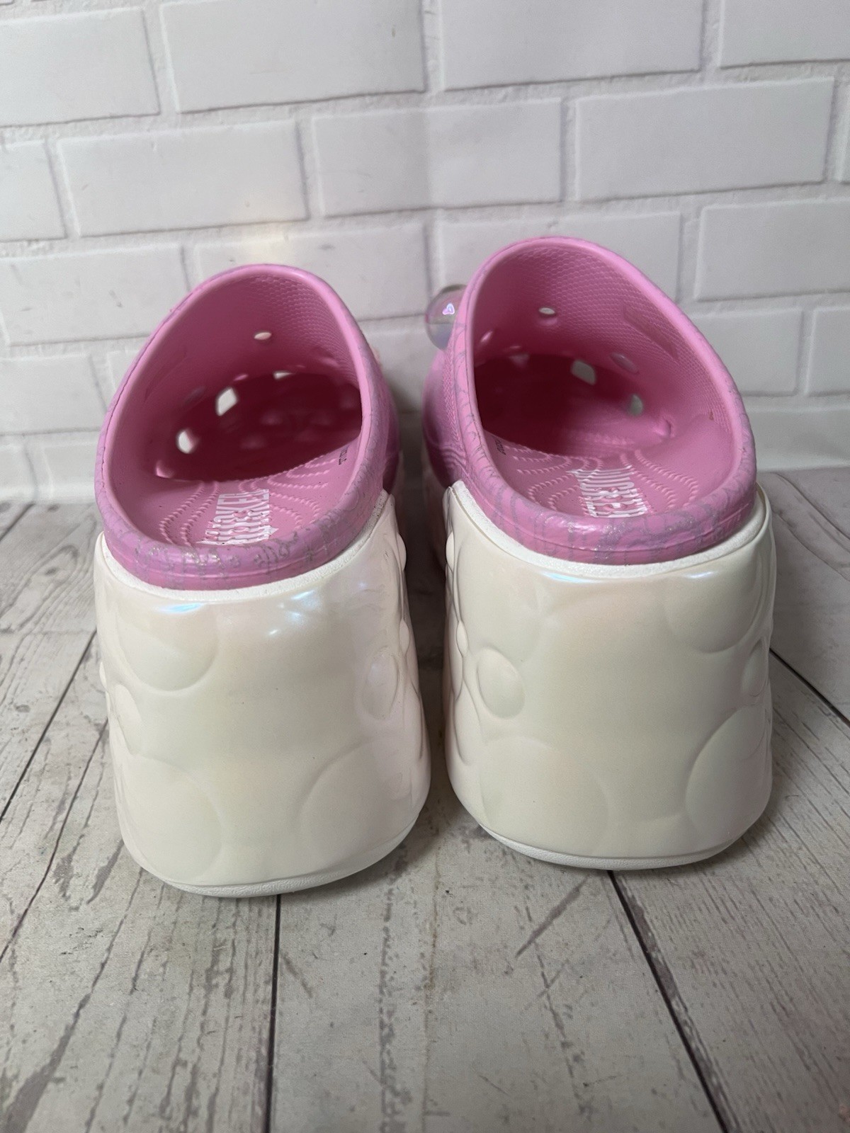 CROCS Wicked Glinda Siren Clog Pink Jibbitz Women’s Size 8 Platform Heel