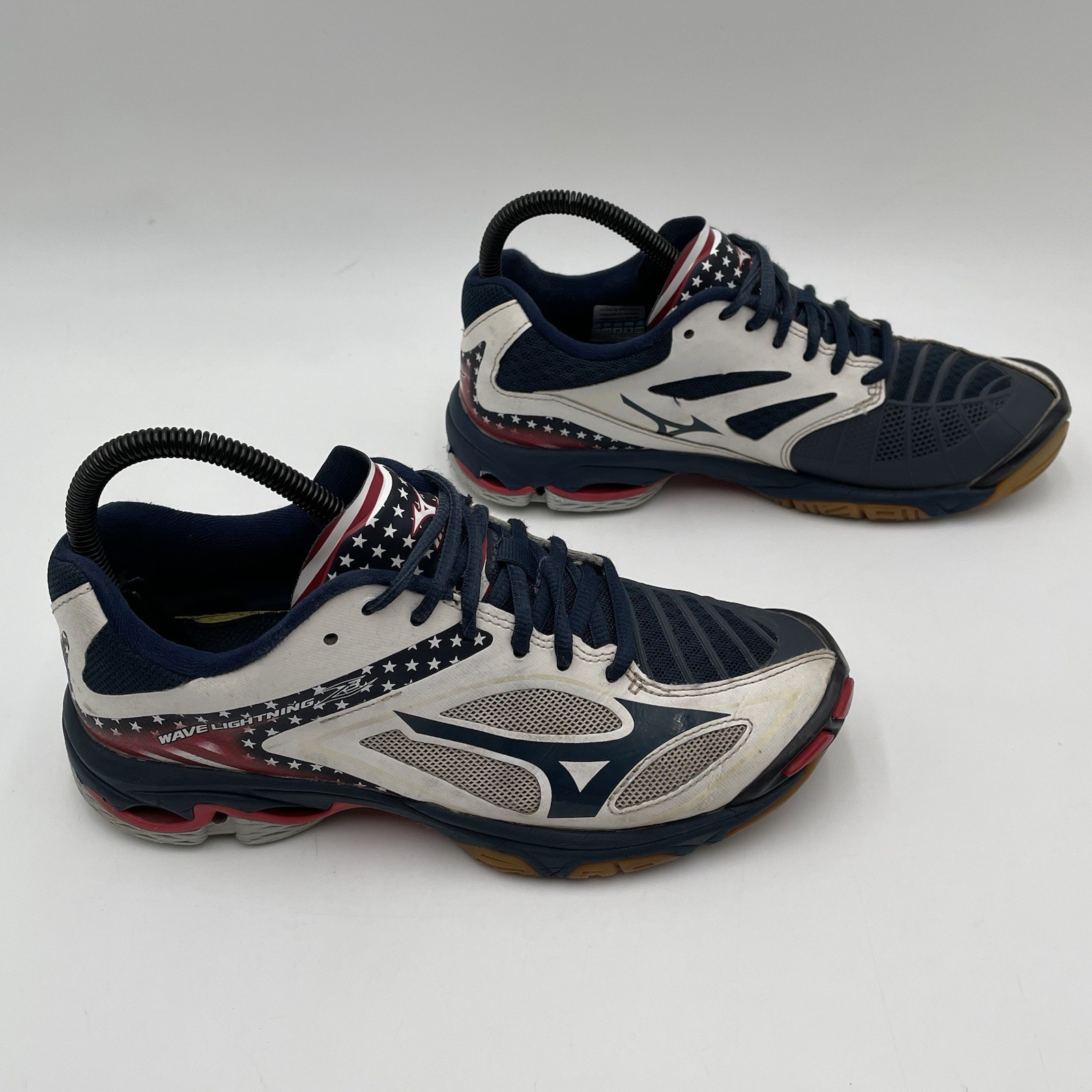 Mizuno Wave Lightning Z3 Womens Size 7 Volleyball Shoes USA FLAG Red White Blue