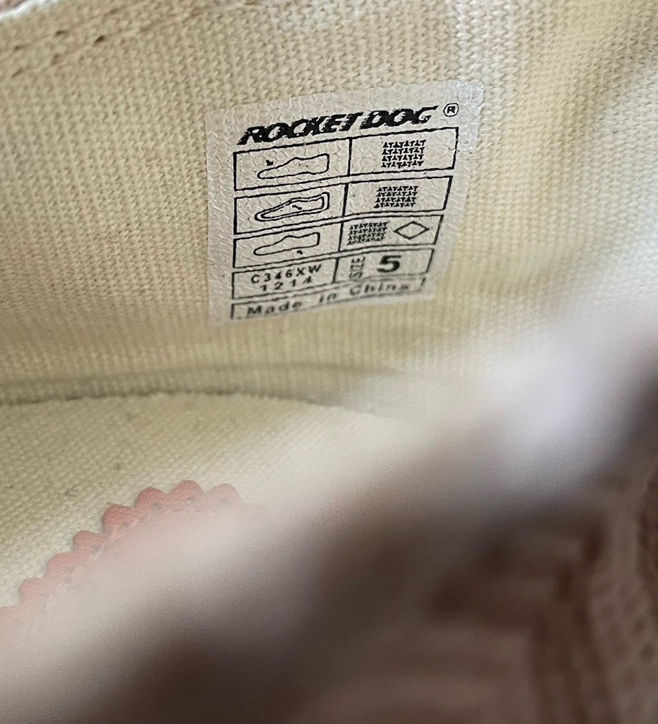 Rocket Dog Women’s Size 5 Chevron Canvas Slip On Sneakers Beige Casual Shoes
