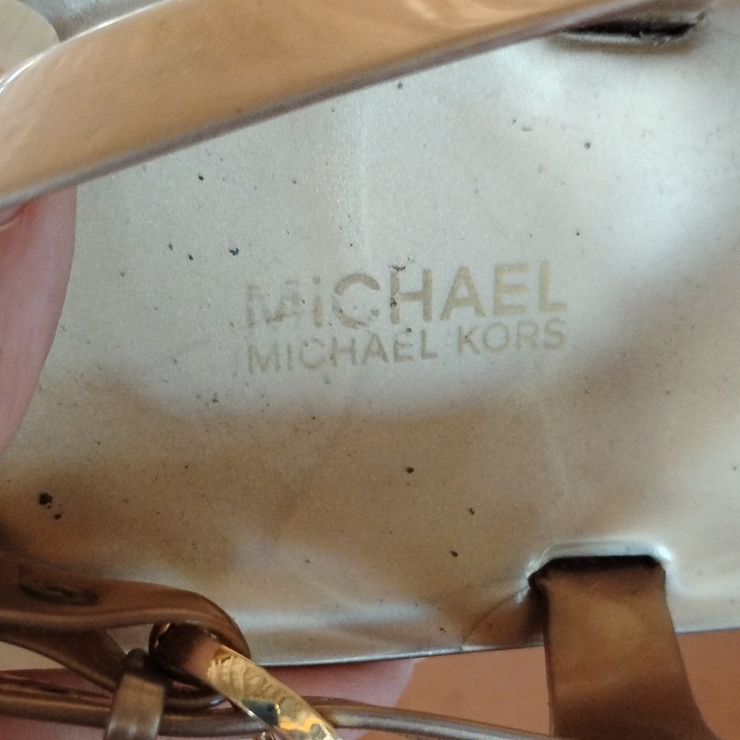 Michael Kors Women’s Gold Thong Sandals Ankle Strap Buckle Logo Flat US 10