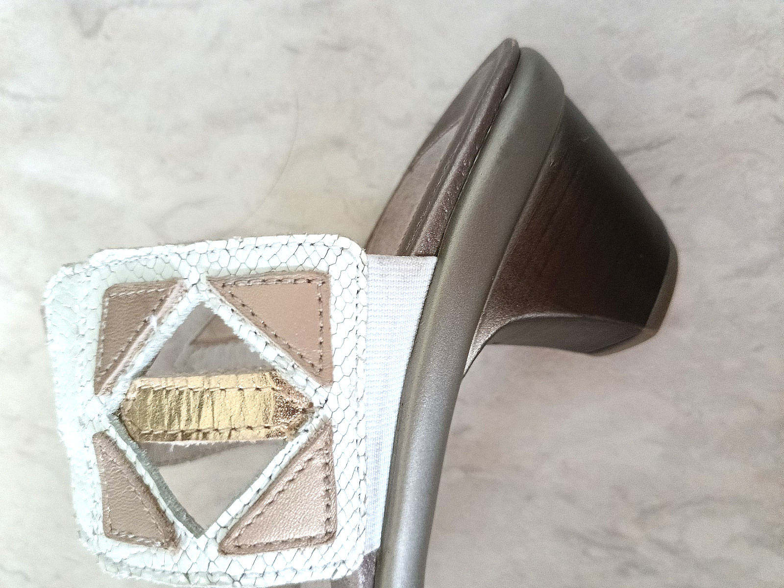 Naot Afrodita Heeled Leather Sandals Size EUR 38, US 7.5 White Gold
