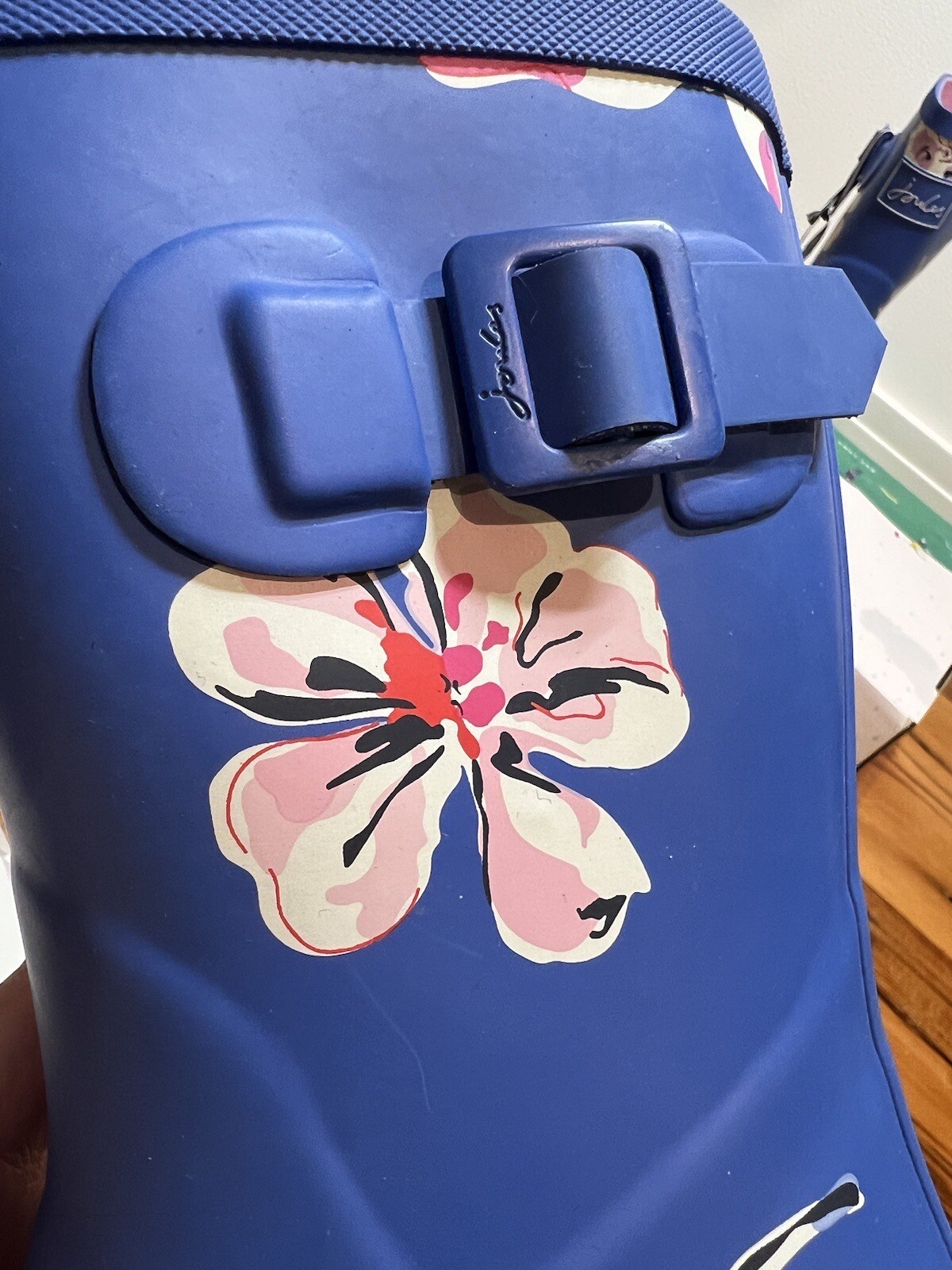 *NEW* Joules Women’s Molly Welly US Size 7 Short Blue With Pretty Flower Design