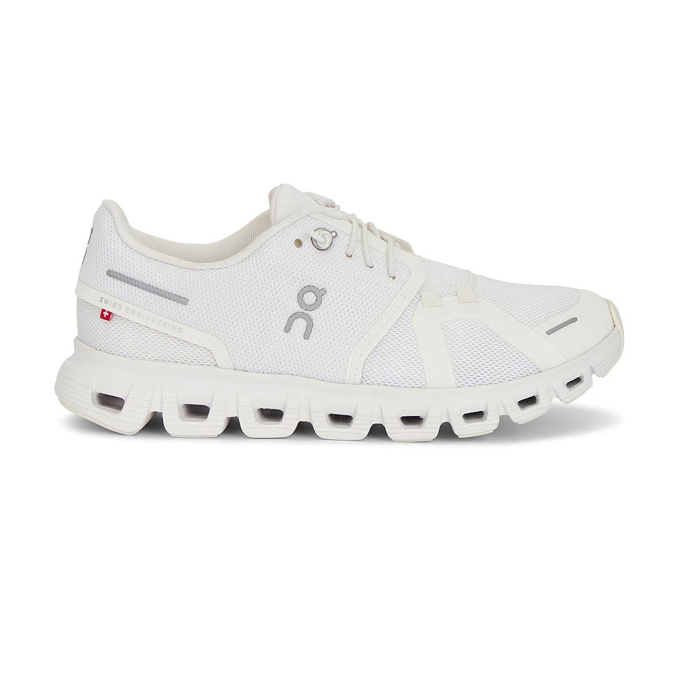 On Cloud 6 Sneakers White/White Women’s Running Shoes Size 6-9.5