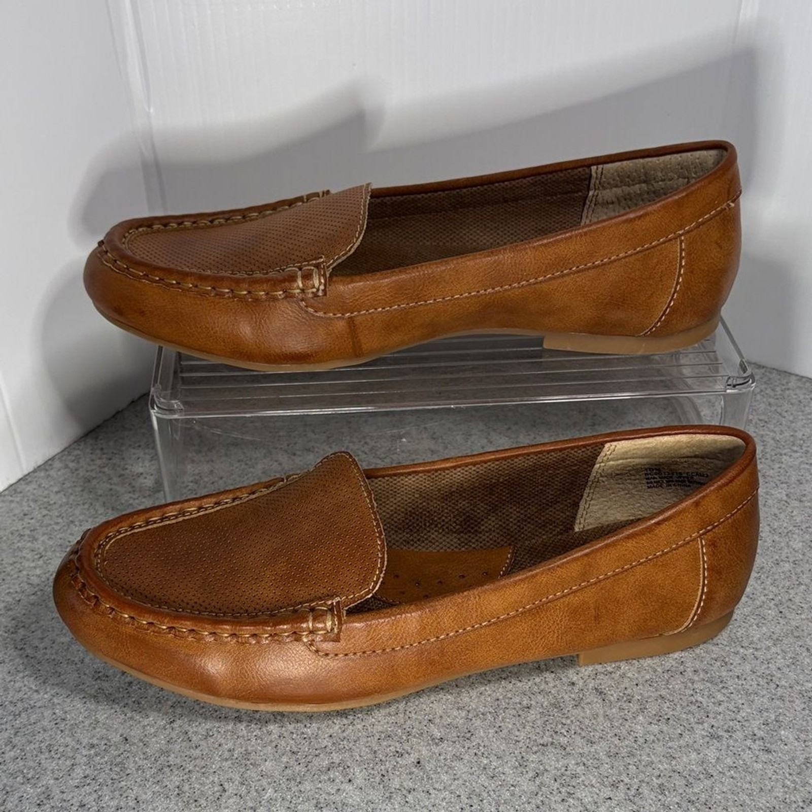 BOC size 10‎ Elegant Tan Leather Loafers for Women. Fc3