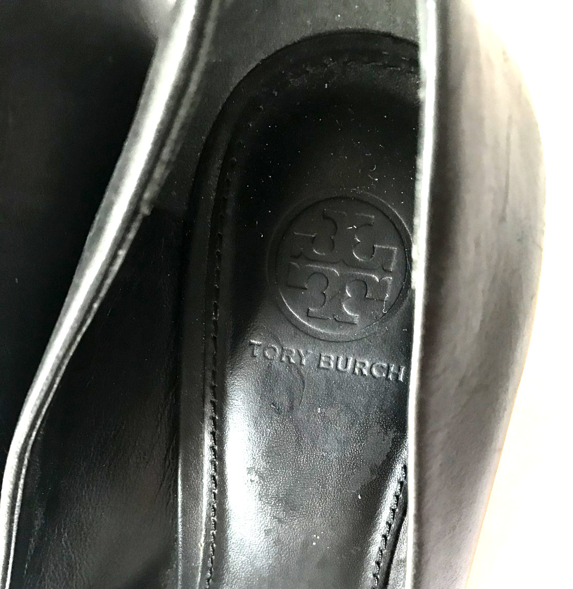 Tory Burch Womens Leather Wedge Dressy Casual Party Cocktail Gold Accent Logo