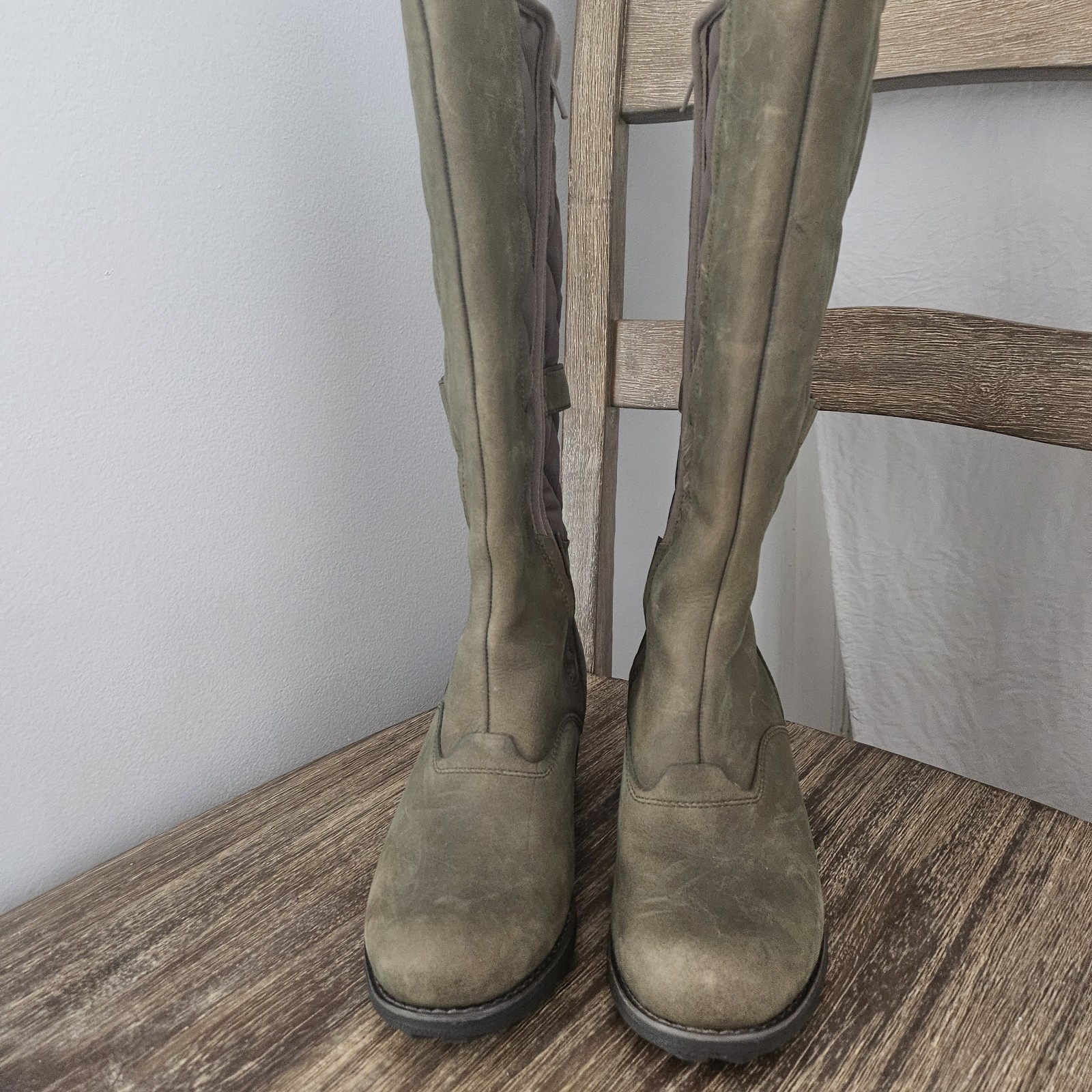 Merrell Tall Boots Women US6 UK3.5 EU36 Dusty Olive Performance Footwear Winter