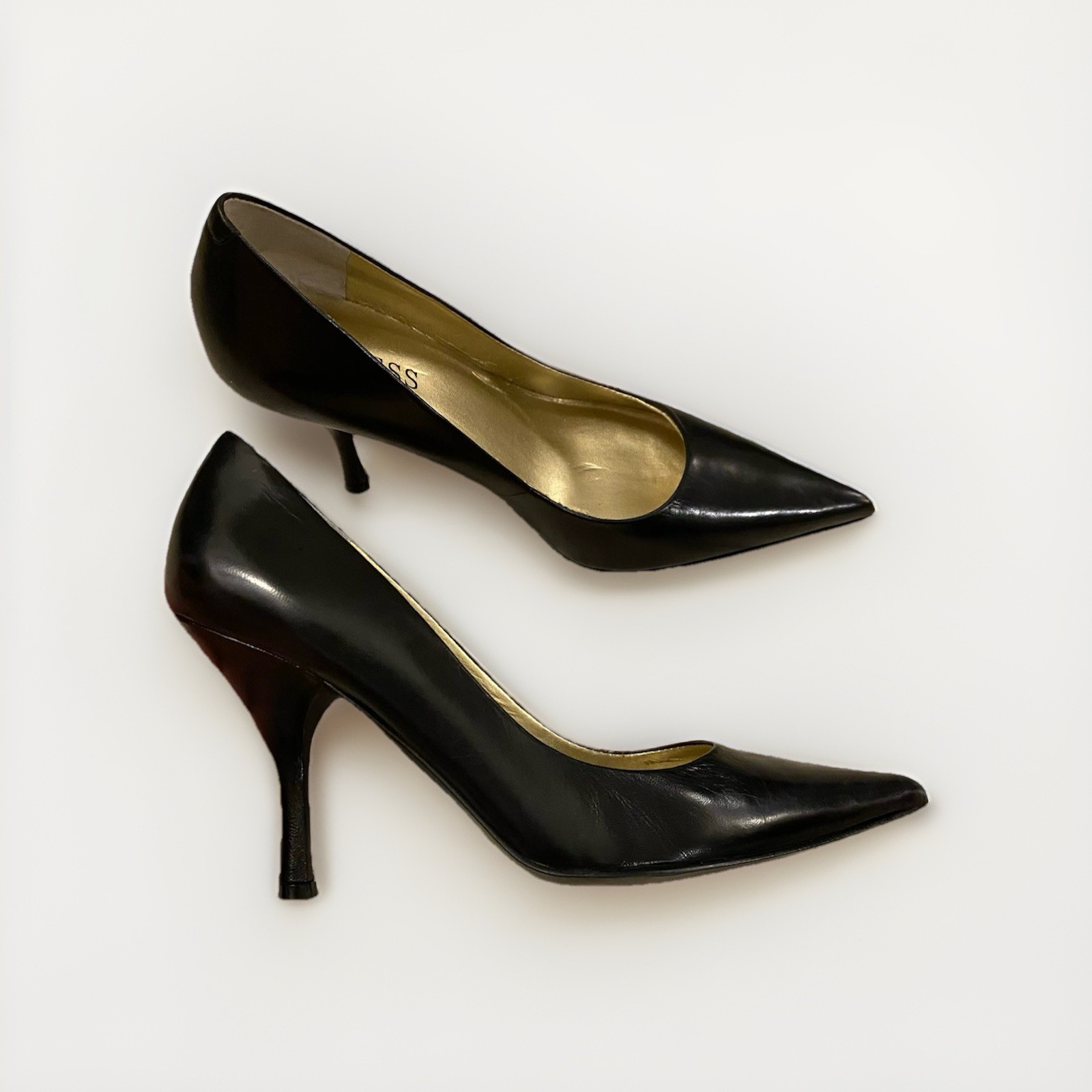 Guess “Kay” Black Leather Pumps Pointed Toe Stiletto High Heels VTG Classy Sz 5M