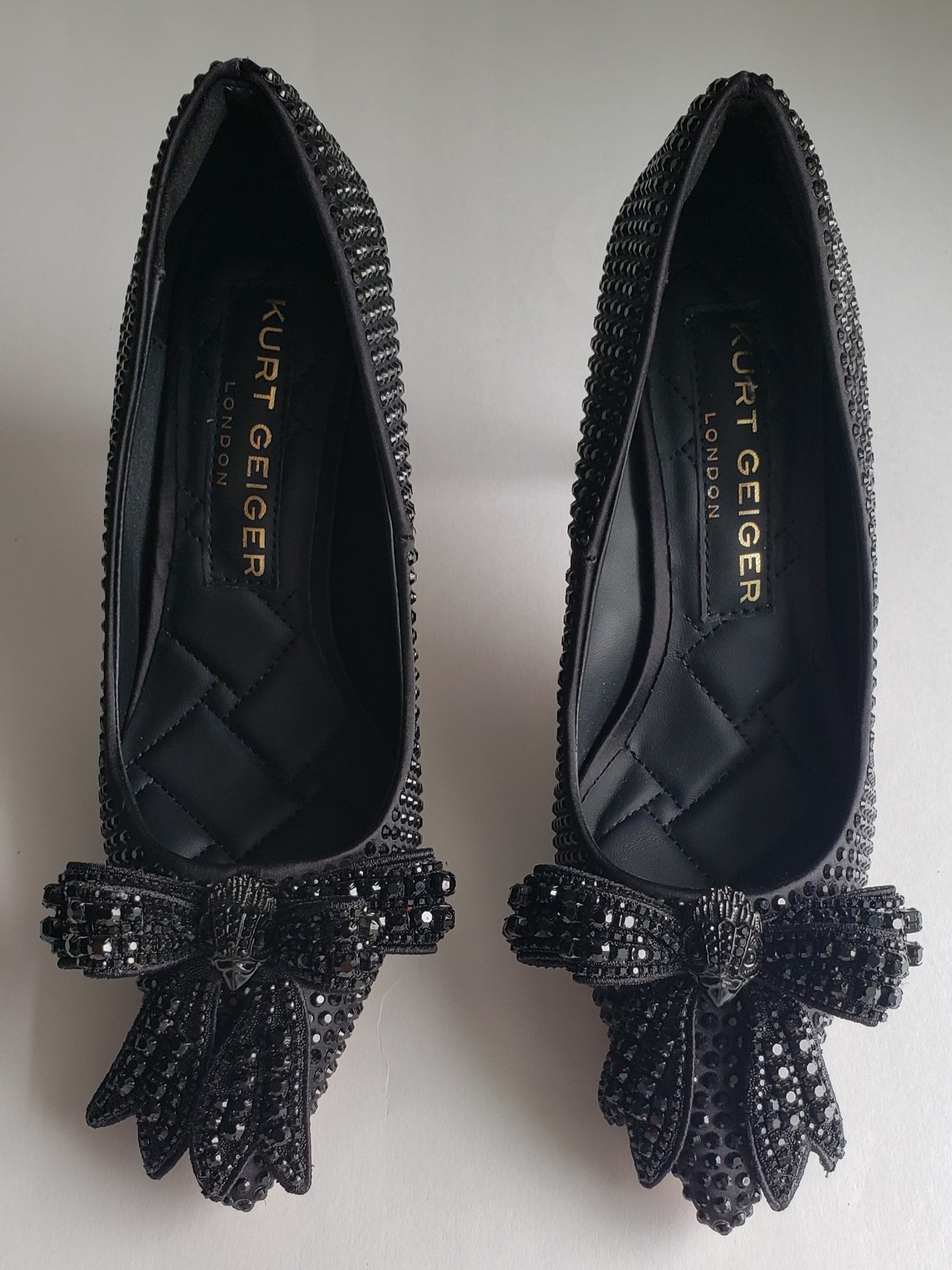 KURT GEIGER LONDON BELGRAVIA BLACK CRYSTAL RHINESTONE EAGLE BOW PUMPS US 6 NIB