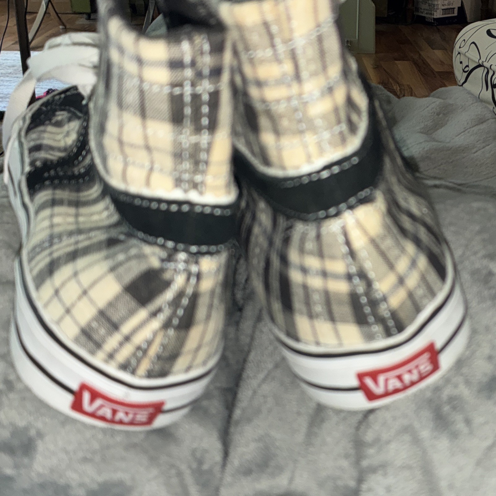 VANS Corrie Hi Women’s Black White Beige Plaid Canvas Lace Up High Top Sneakers