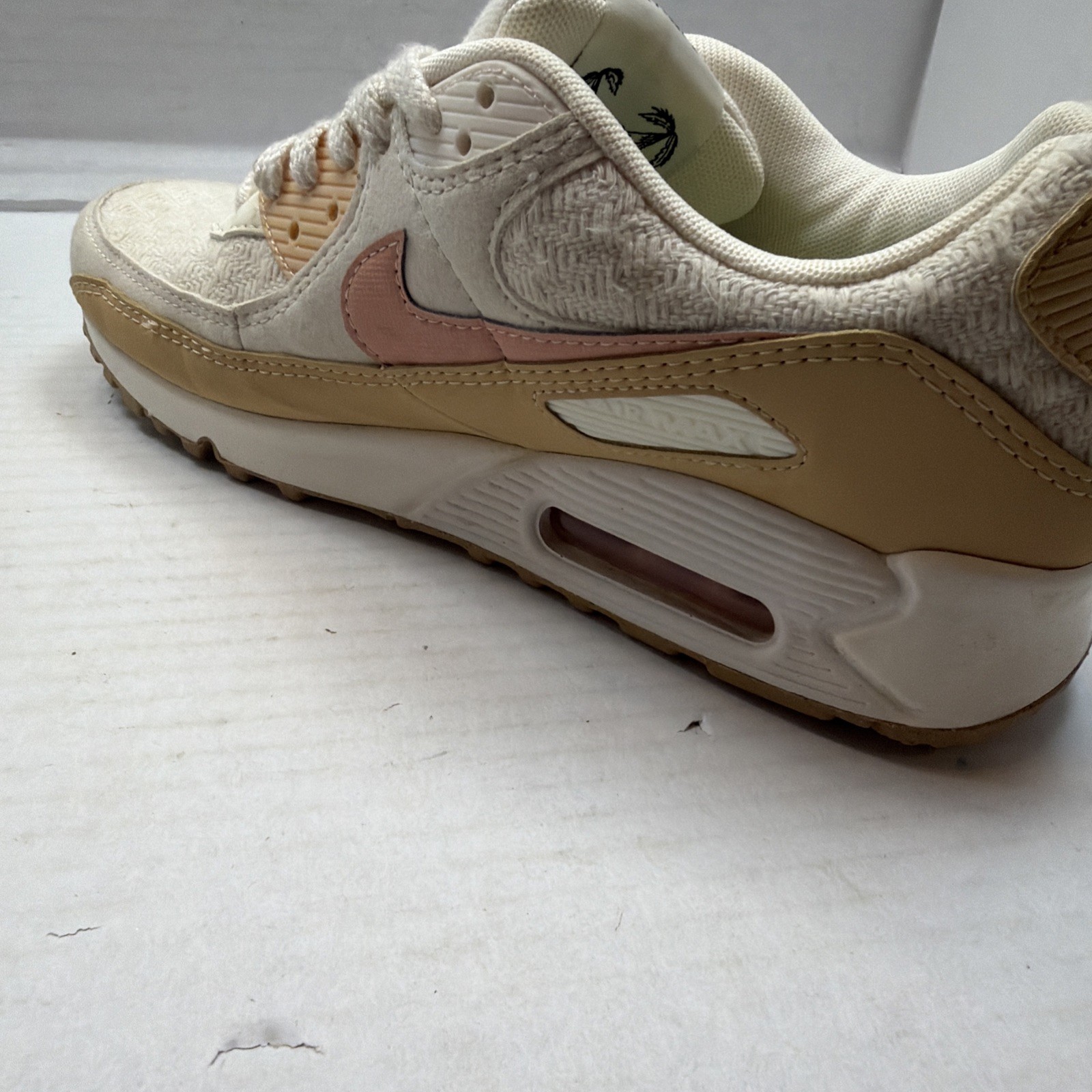 Nike W Air Max 90 Sun Club Sail White Orange Beige DJ9997-101 Women’s Size 9