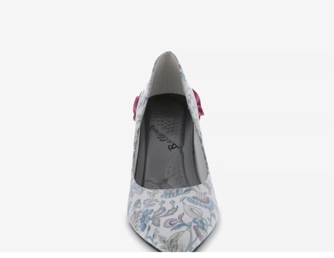 Bellini Clarise Ruffled Floral Pump Women’s Size 7W New in Box