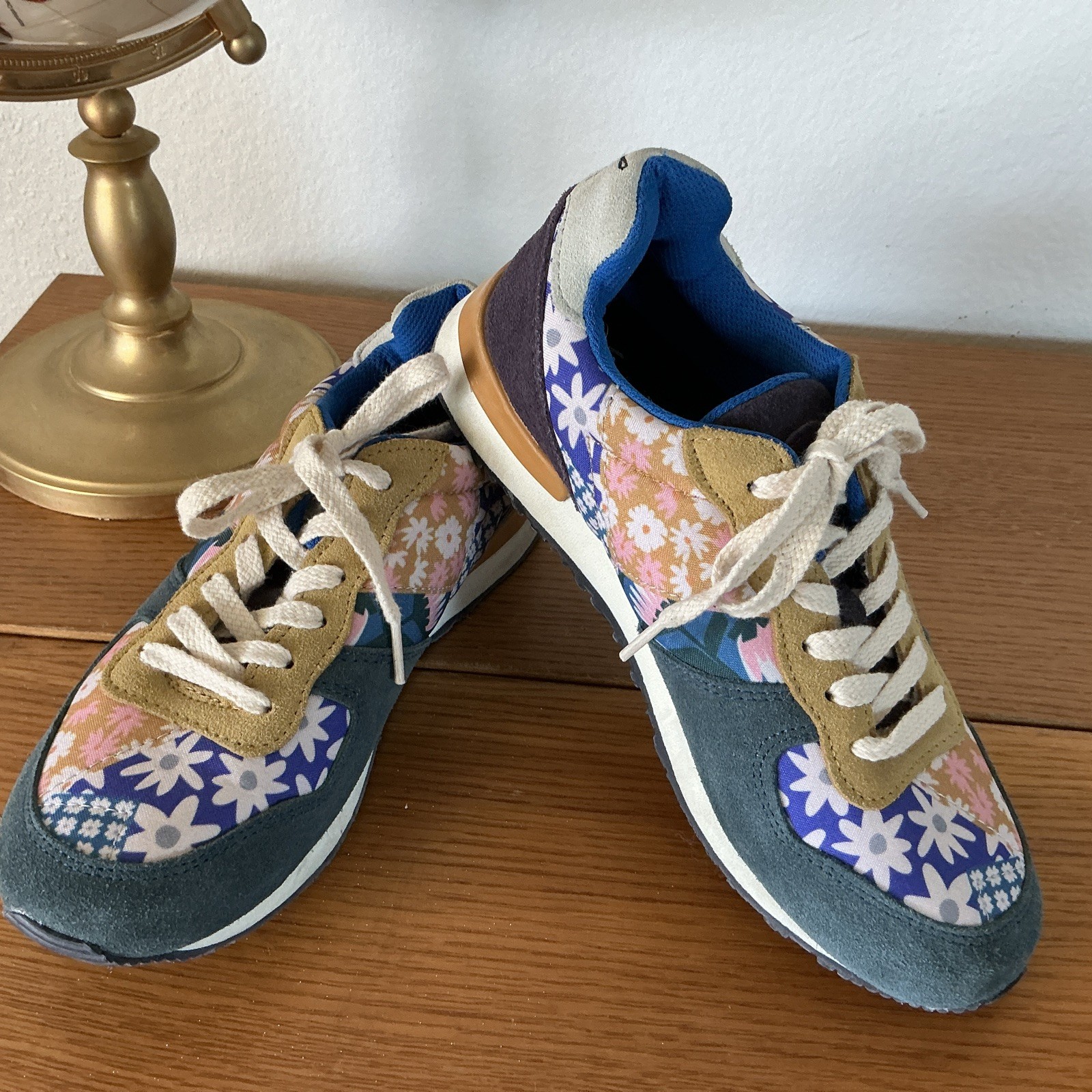 Inkkas Hendrix Jogger Shoe US Women 9/US Men 7 New W/O Tags Boho Floral **READ