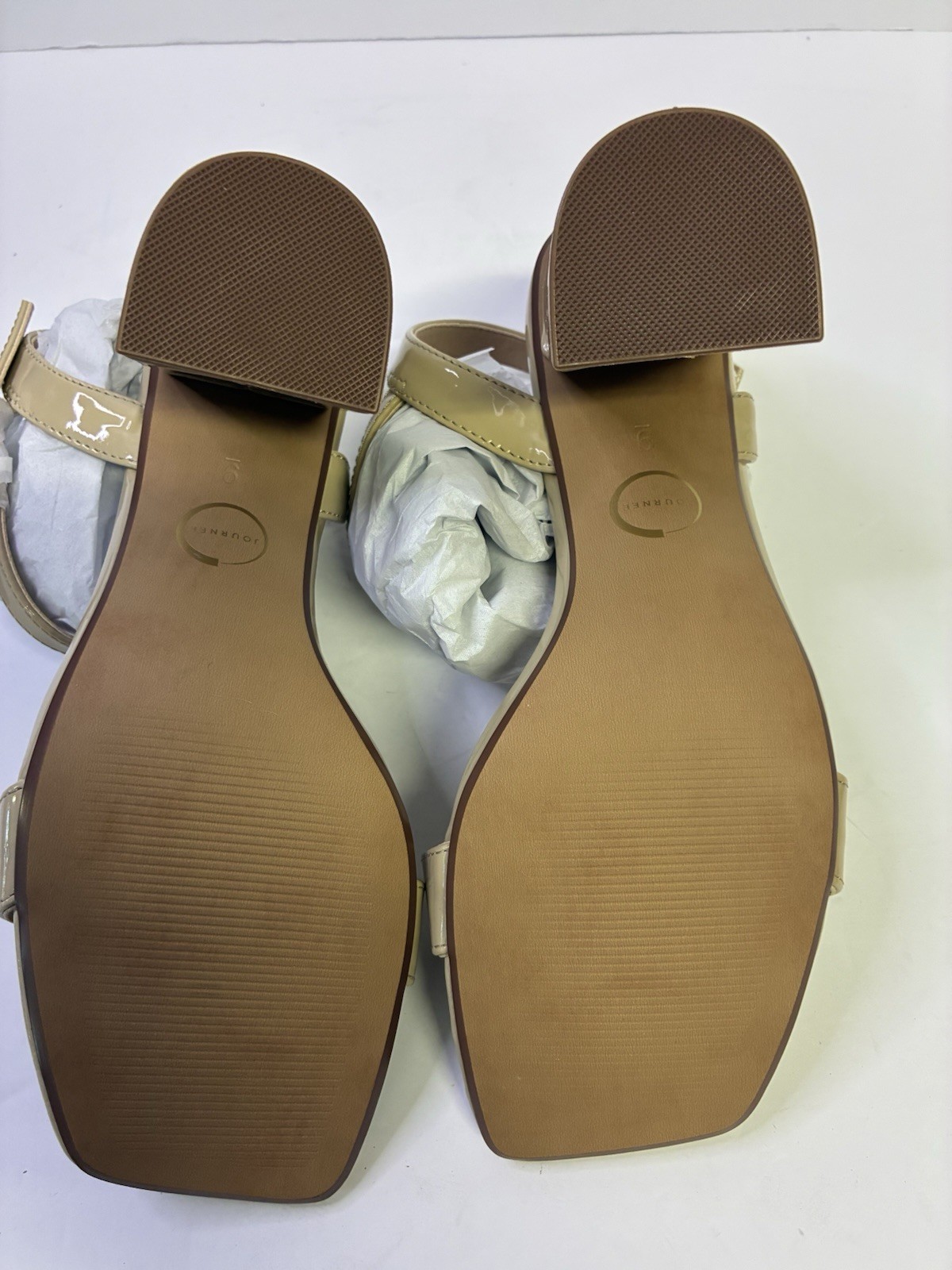 Journee Tivona-WD Tan Patent Sandals Womens 9W Wide New