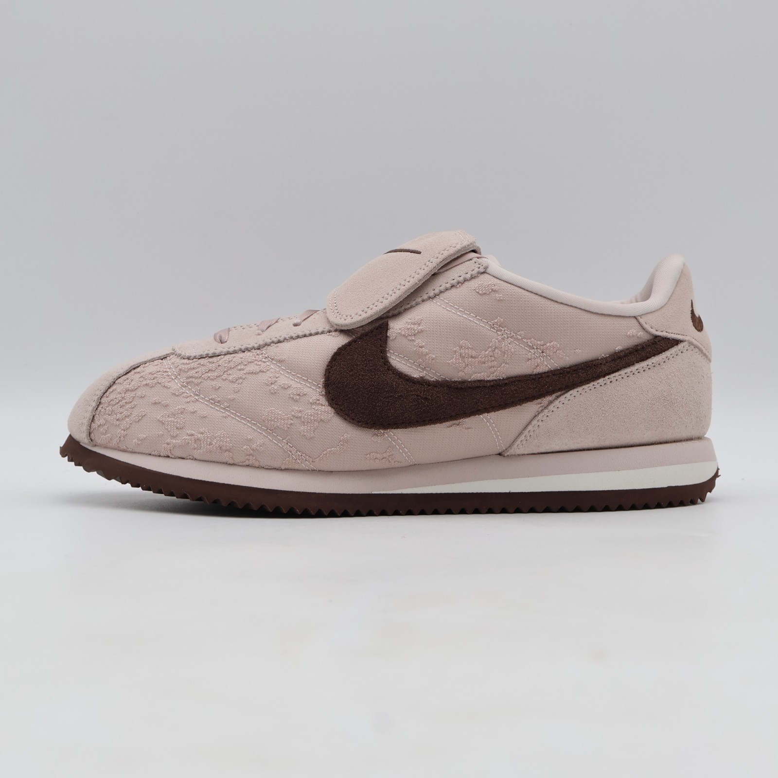 IQ3624-667 Nike Cortez Textile Silt Red Phantom Light Chocolate (Women’s)