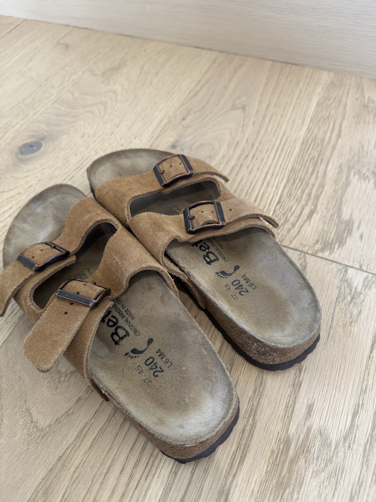 Betula women’s 37 6 Narrow Birkenstock Brown Beige Tan leather sandals Classic
