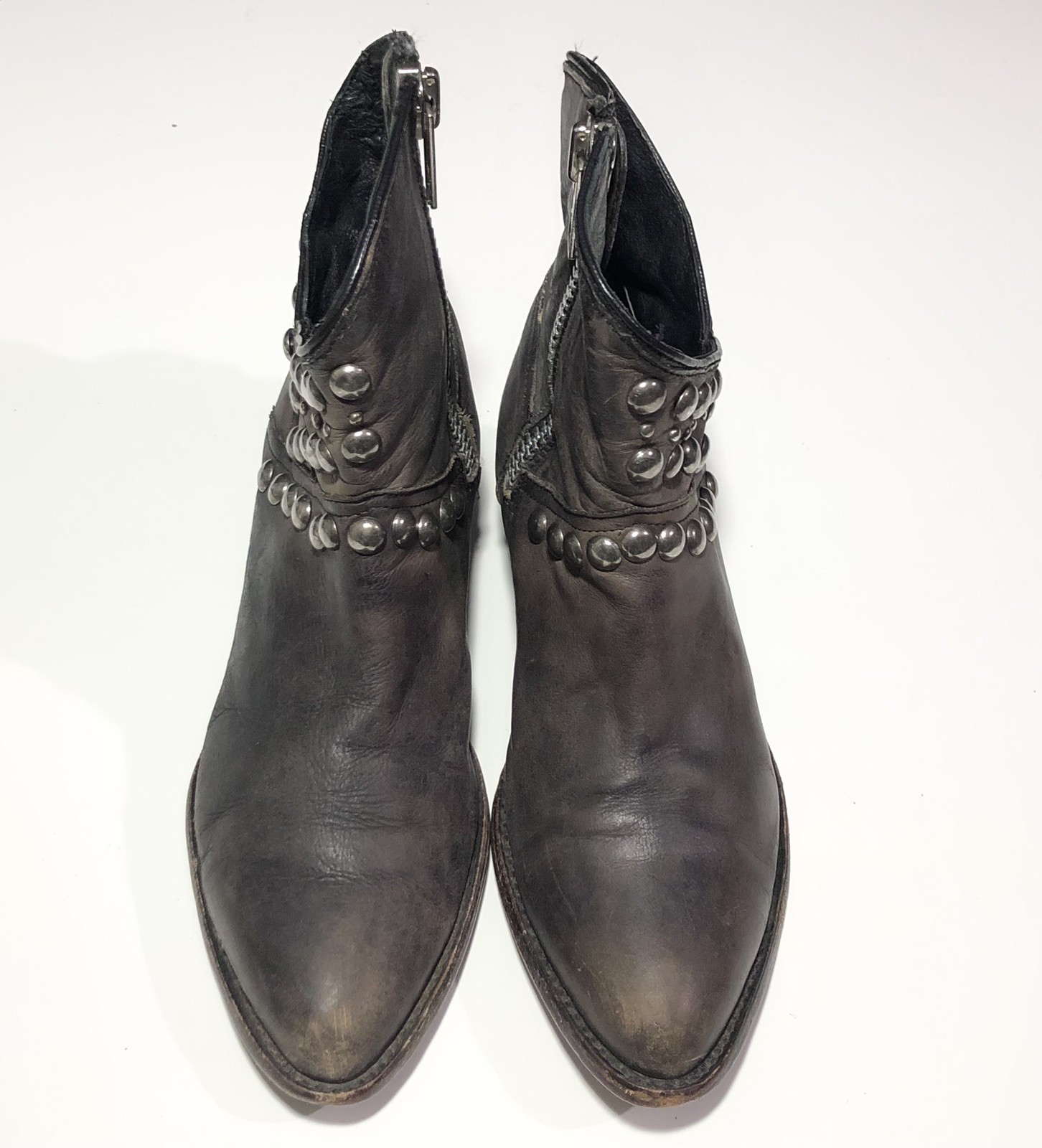 Matisse Studded Ankle Leather Moto Booties 6.5 Taupe Distressed Zip Pointed Toe