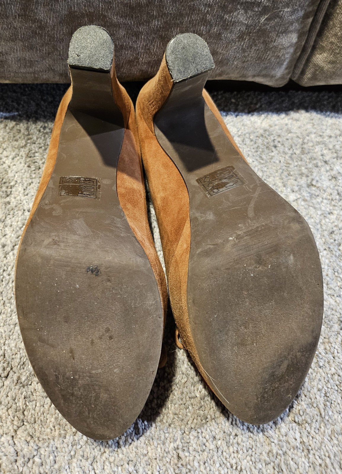 Levity Burnt Orange Heels Size 7M – Used