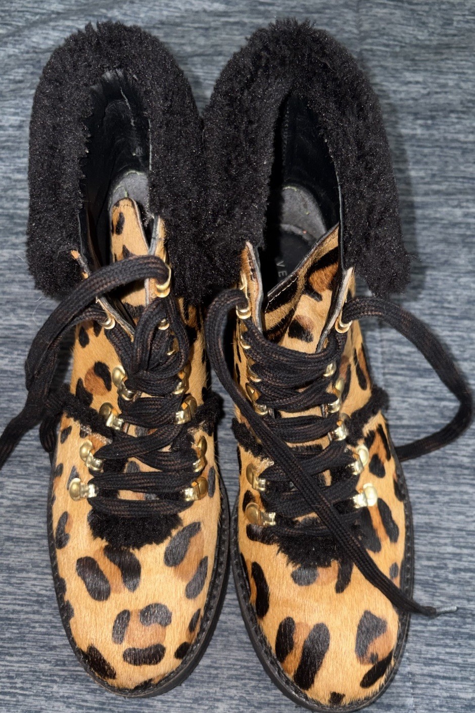 Very Volatile Women’s Boots Animal Print Leather Hair Size 7