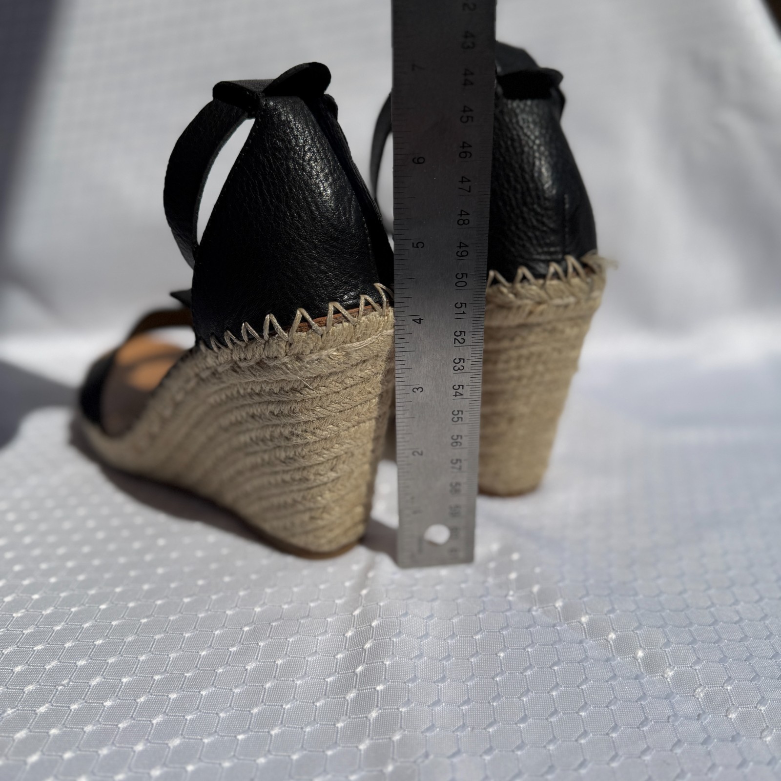 Dolce Vita Noor Black Espadrille Wedges Sandals – Size 8.5