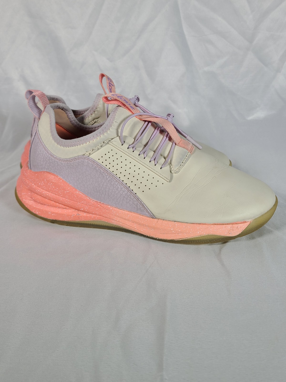 Clove Shoes Women Size 10 or Men’s Size 8.5 CL108