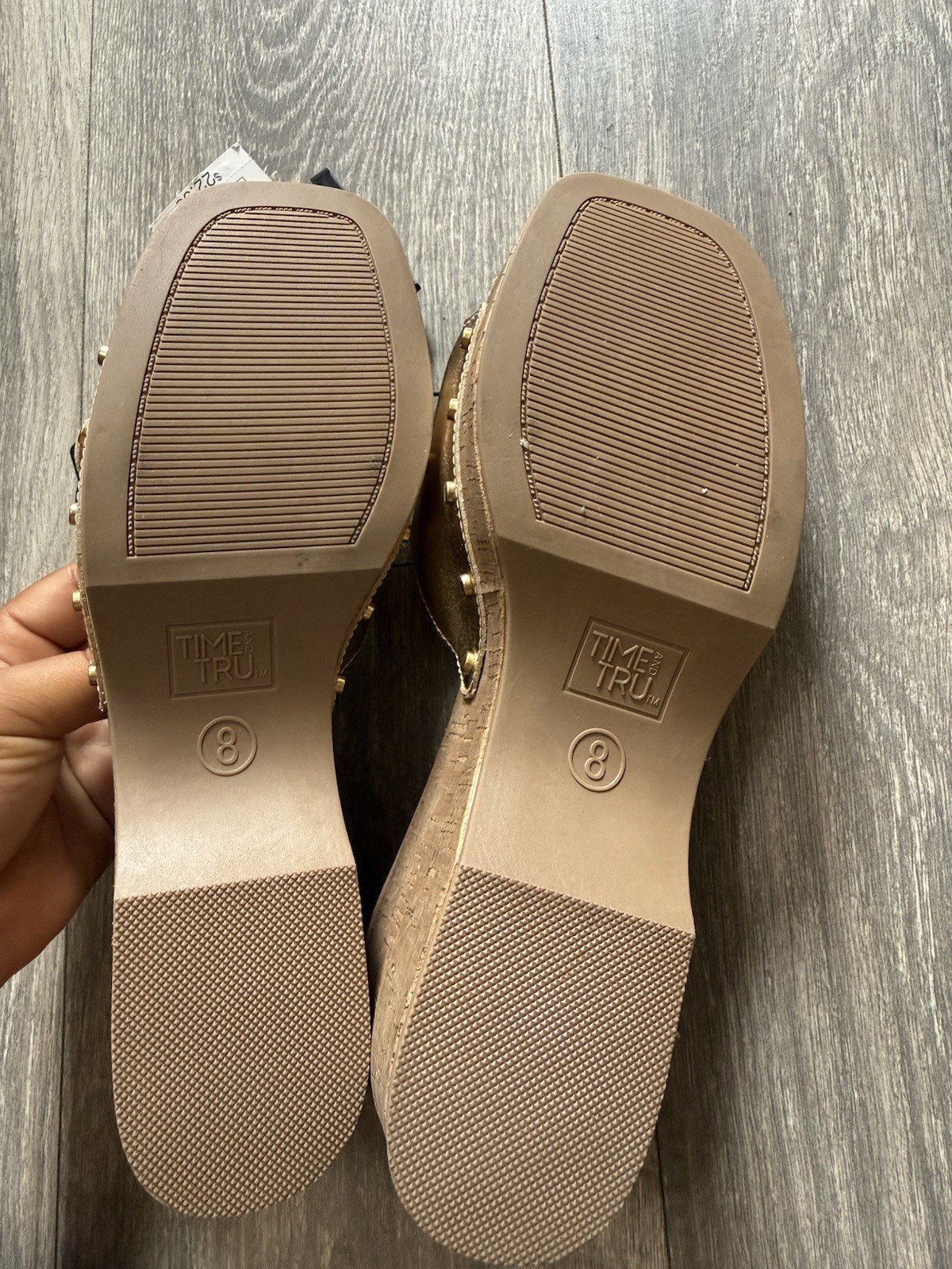 Time and Tru Women’s Gold Tan Studded Buckle Wedge Slide Sandals 8