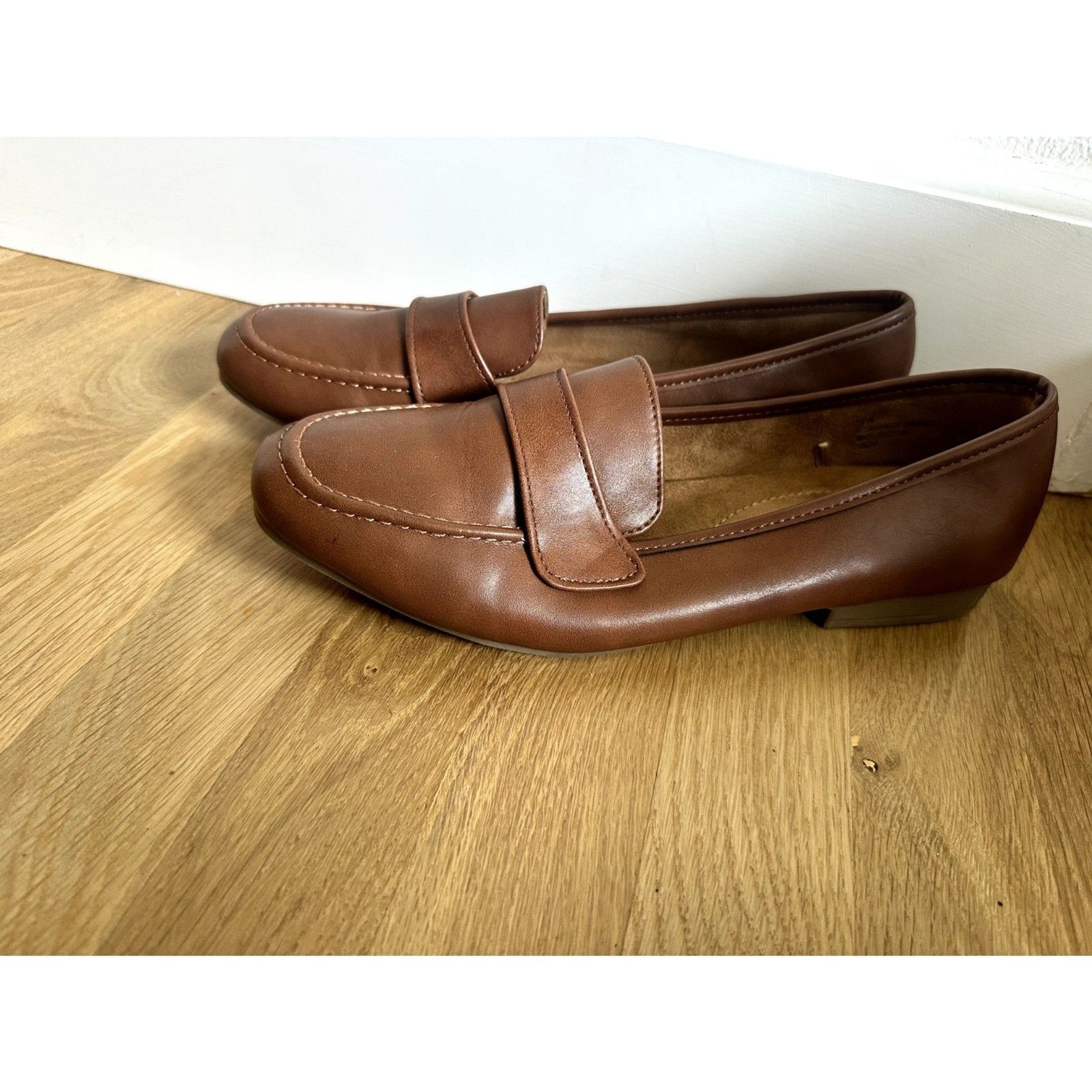 Cliffs by White Mountain Womens 10W Brown Low Heel Loafer Wide Width Dress Shoes