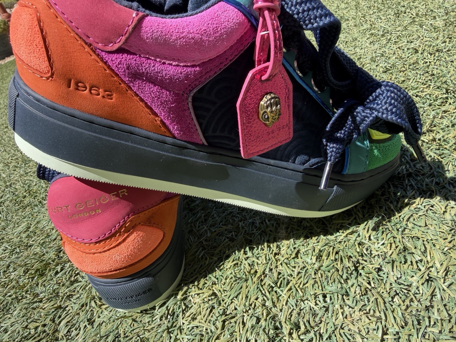 Kurt Geiger London Southbank Tag sneakers Vibrant Color Suede W Charm Size 38.5