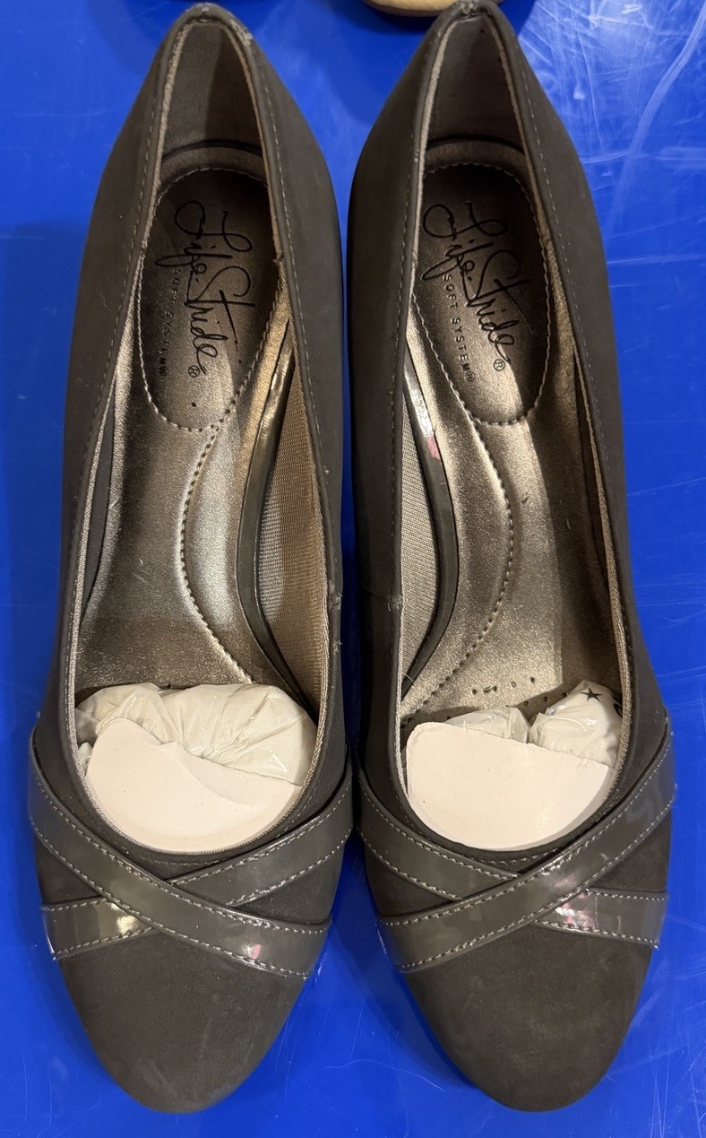 LifeStride Gray Patent Kitten Heel Pumps Women’s Size 8M Man Made Slip On