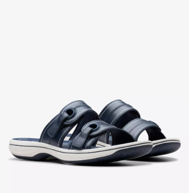 NWT Clarks Breeze Maye Navy