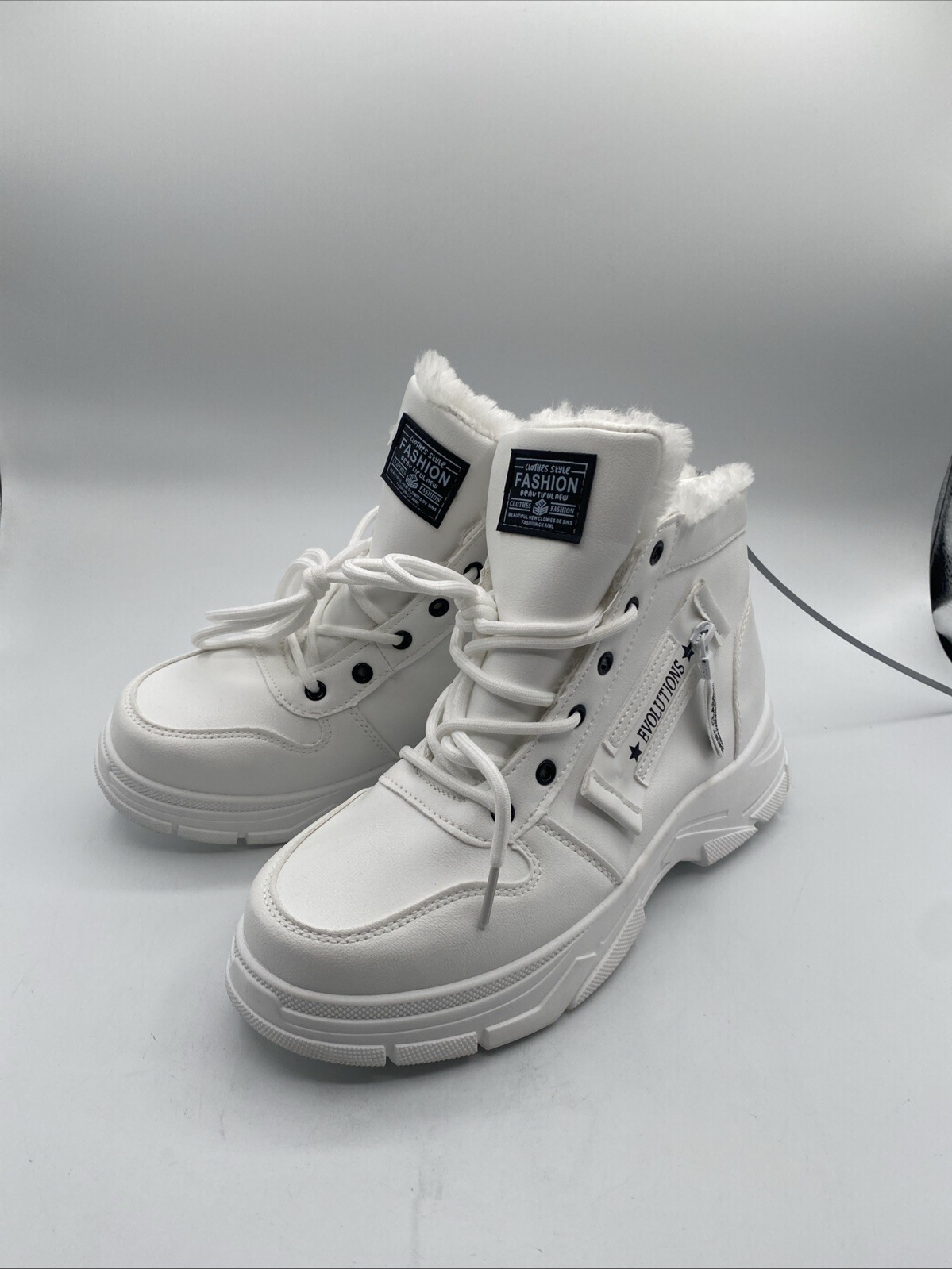 Pair Of White Evolutions Brand Winter Boots US Size 9